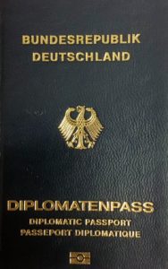 DOSB und DFB reisen ohne Diplomatenpässe